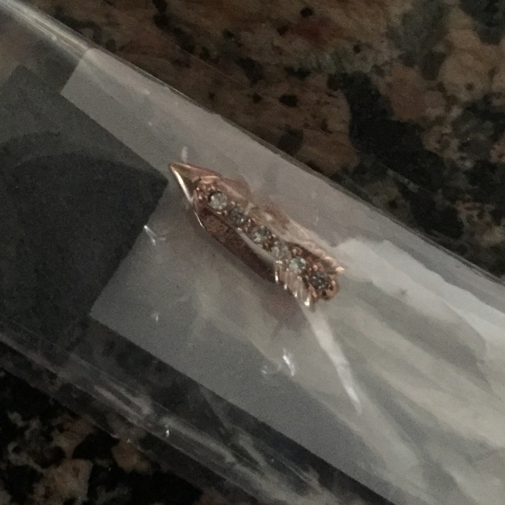 Keep Collective Arrow Charm